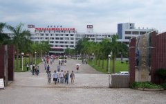 罗定职业技术学院