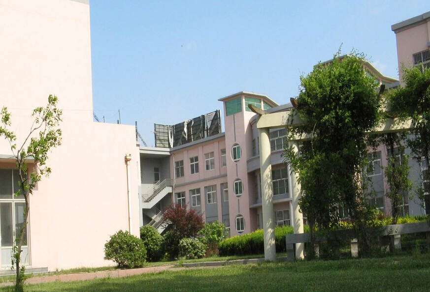 青岛求实职业技术学院
